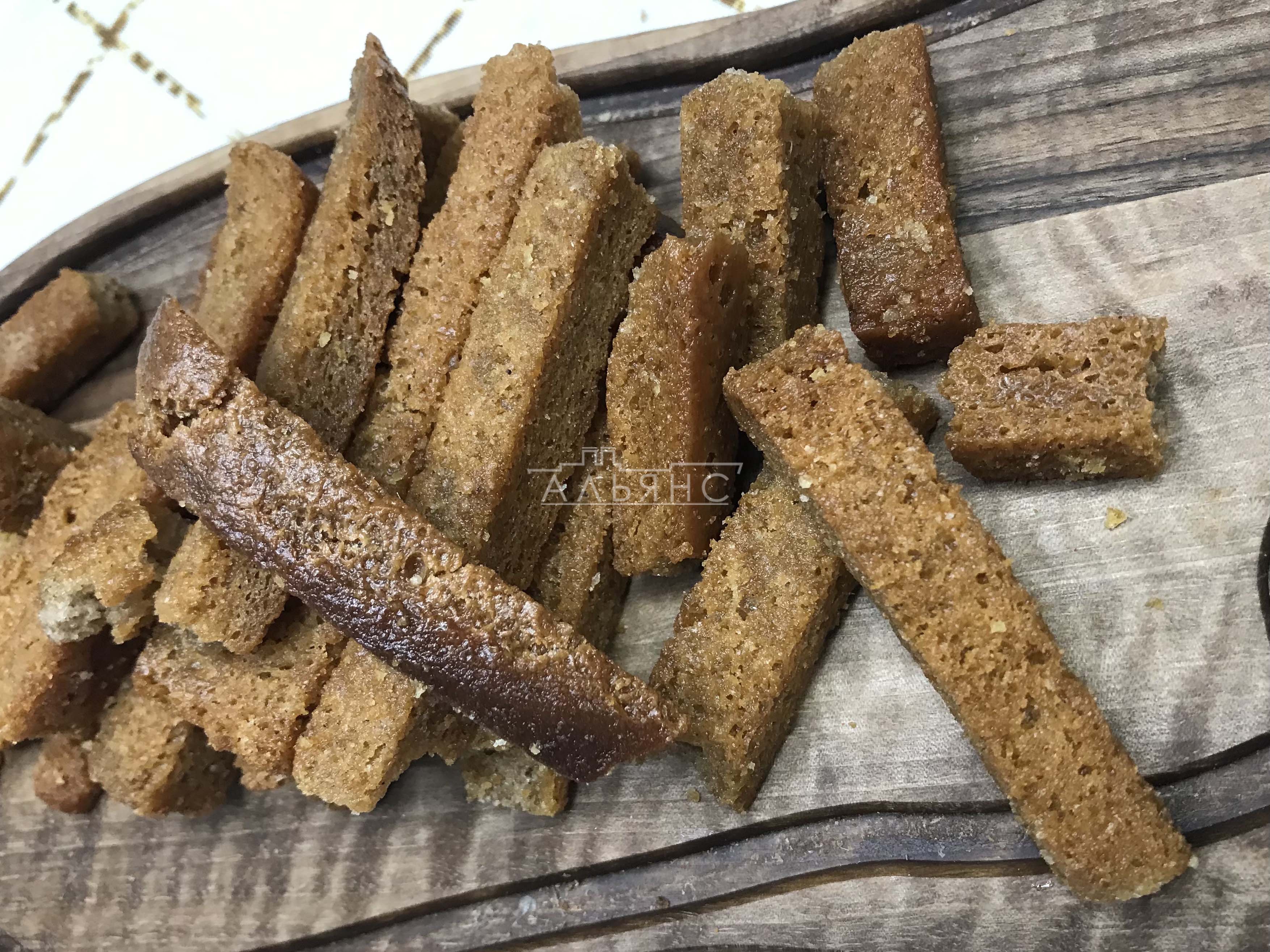 Деревенские гренки с чесноком в Златоусте
