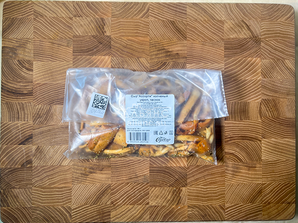 Сыр 150 гр ГОРНЫЙ СЫРОВАР (Ассорти копчёный с укропом и чесноком) в Златоусте