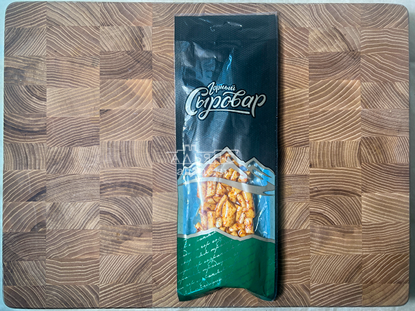 Сыр 60 гр ГОРНЫЙ СЫРОВАР (Бочонок копчёный с аджикой) в Златоусте